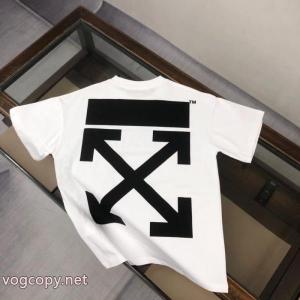 Tシャツオフホワイトコピー 品 販売センス抜群 2026年SSのトレンド 日本未入荷