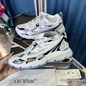 スニーカー偽 ブランドOff-Whiteホリデー限定 絶大な人気を誇る 楽しめる1着..