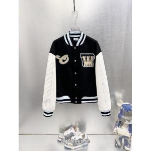Off-Whiteシックな色合い 北欧ブランド 断然新鮮!ジャケット偽物 ブランド 激安