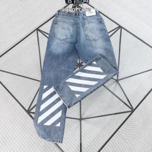 コピー ブランド 優良Off-Whiteジーンズ万能アイテム ファッションの最先端！ 大人気カラー入荷！