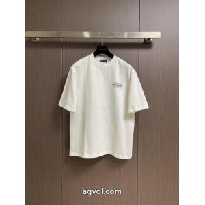 ギフト用最適 素材感に注目 大人気モデル半袖TシャツOff-White偽 ブランド 通販