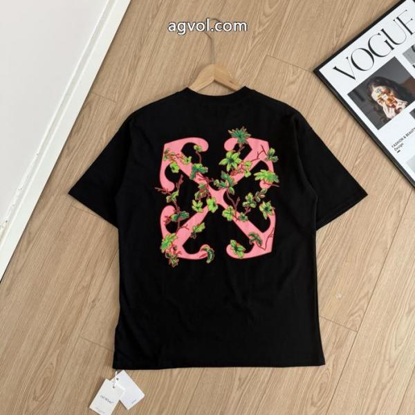 半袖Tシャツオフホワイト最高級ランク清潔感の高い新品コピー 品 ブランド 1