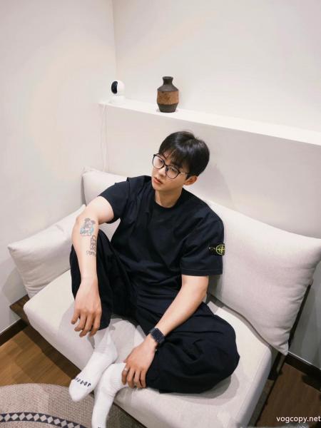 ブランド 偽物 激安数量限定在庫限り 2026大人気  期間限定価格STONE ISLAND半袖Tシャツ 0 