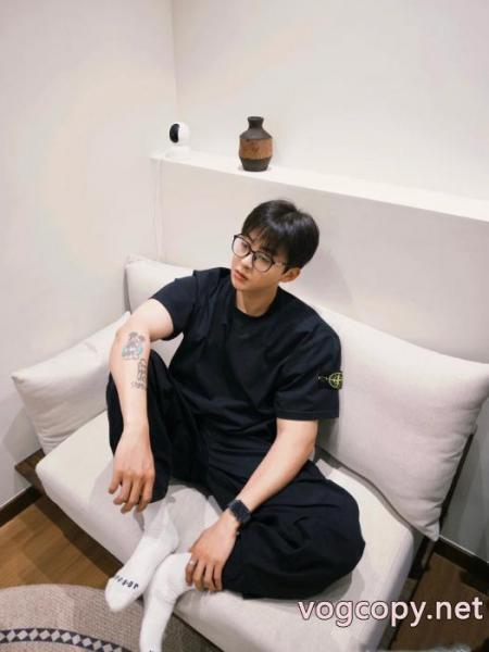 ブランド 偽物 激安数量限定在庫限り 2026大人気  期間限定価格STONE ISLAND半袖Tシャツ 5 
