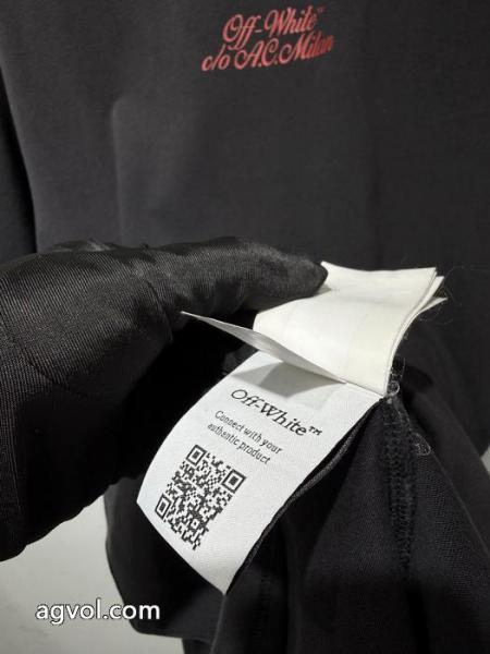 コピー ブランド 通販 安心綺麗に決まるフォルム！ 美品*稀少 大胆にTシャツオフホワイト. 5 