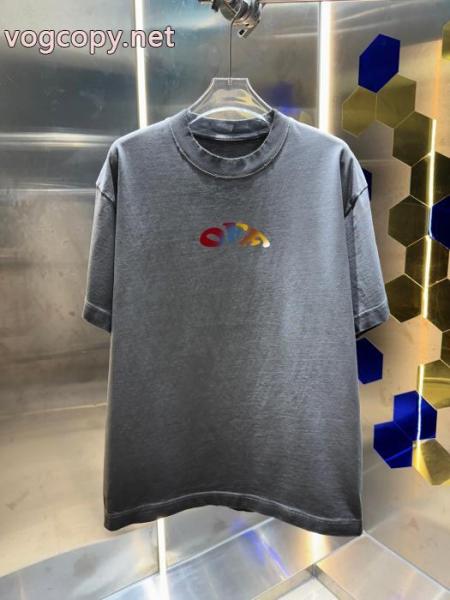 Off-White激レアモデル 大人のオシャレに この2026最強のアイテムコピー ブランド 通販半袖Tシャツ 3