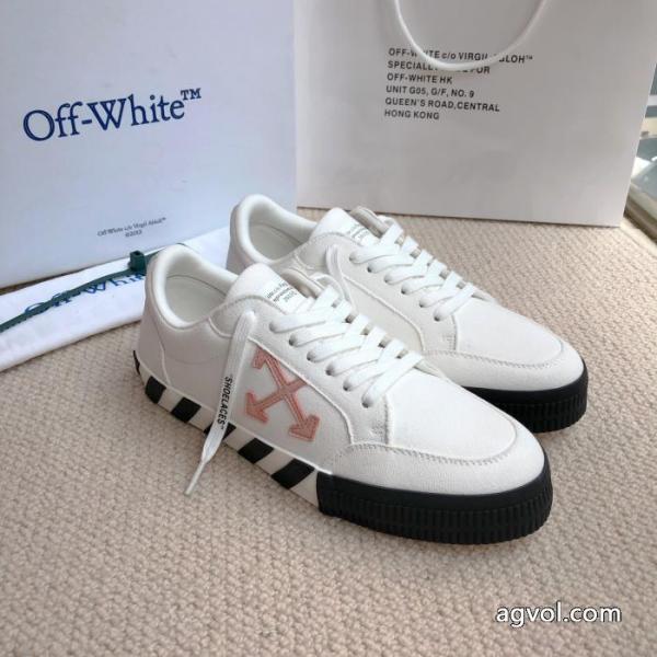 スニーカー今年流行 2026新年度人気入荷 おしゃれな人気Off-White通販 ブランド.. 5