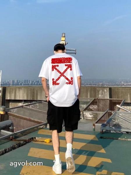 スーパー コピー 安心Off-White在庫あり即納 暖かな着心地 軽量で薄手の半袖Tシャツ 5